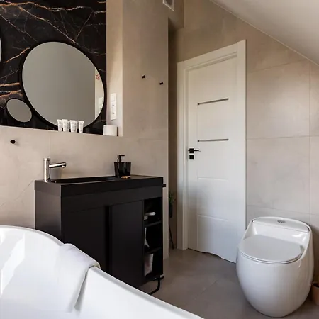 27 Lakeside Retreat By Bookinghost Apartamento Laczyno