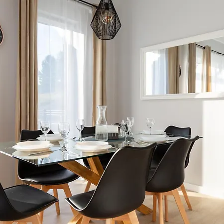 27 Lakeside Retreat By Bookinghost Apartamento Laczyno